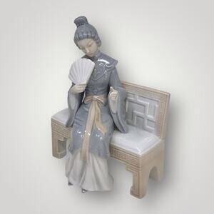 Otagiri Porcelain Japanese Female Porcelain Figurine Blue-grey & White Glossy